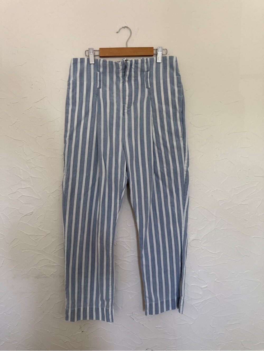 Frame Denim Blue White Striped Straight Leg Cropped Summer Pants. Size 27
